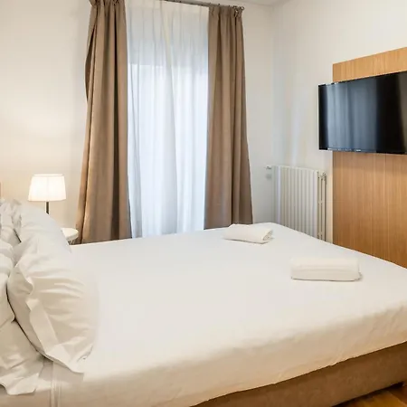 Falorie Apartment *